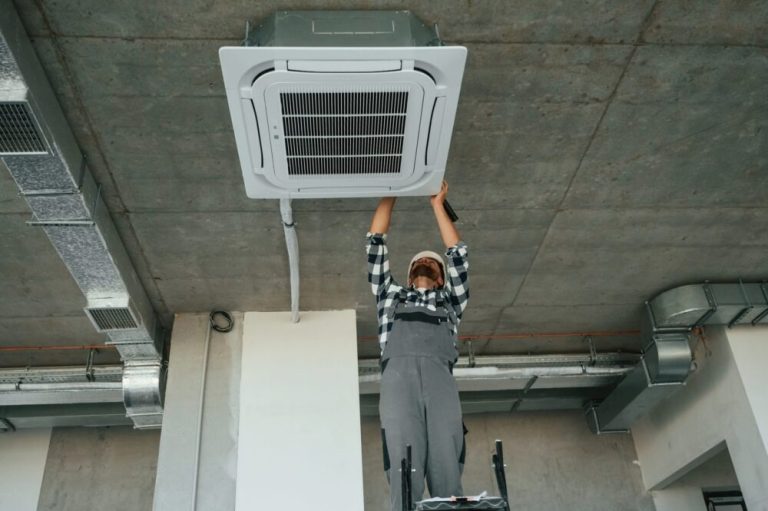 Efficient 2-Ton Ductless Cooling System for Modern Homes